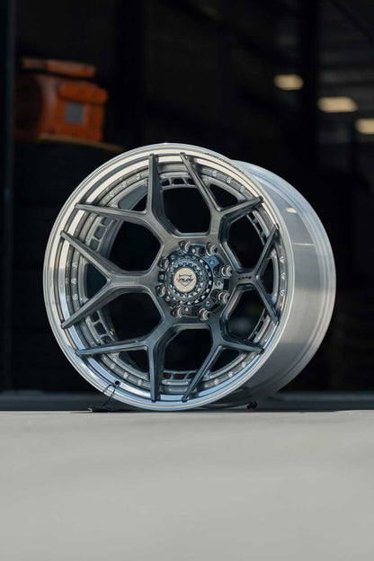 4PLAY WHEELS - 4PF6 Brushed / Tinted Clear Center & Polished Barrel | Premium Forged Wheels for Trucks & SUVs